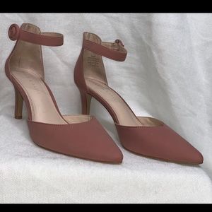 Kelly and Katie Pointy Toe Ankle Strap Pump Pink 8